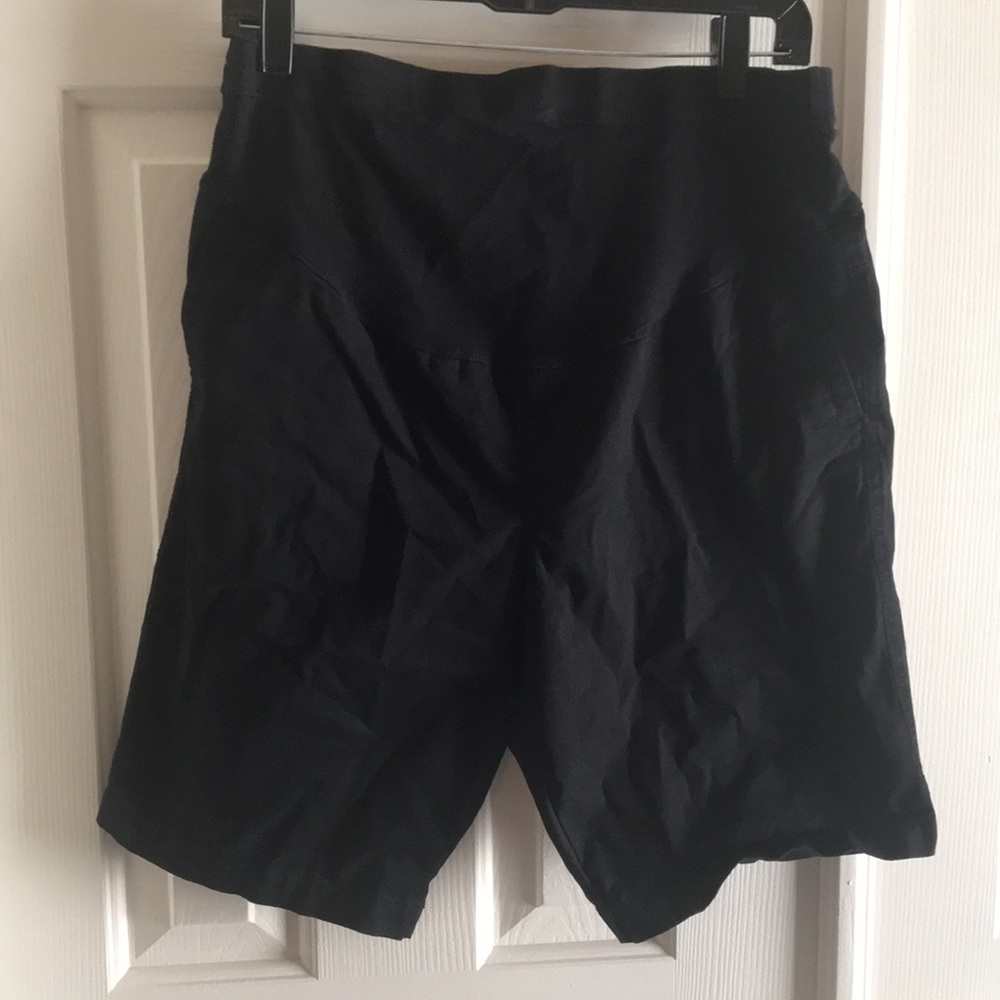 Maternity black Bermuda shorts